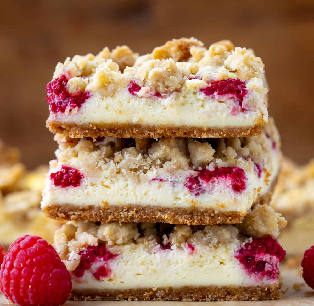 Raspberry Crumble Cheesecake 9"