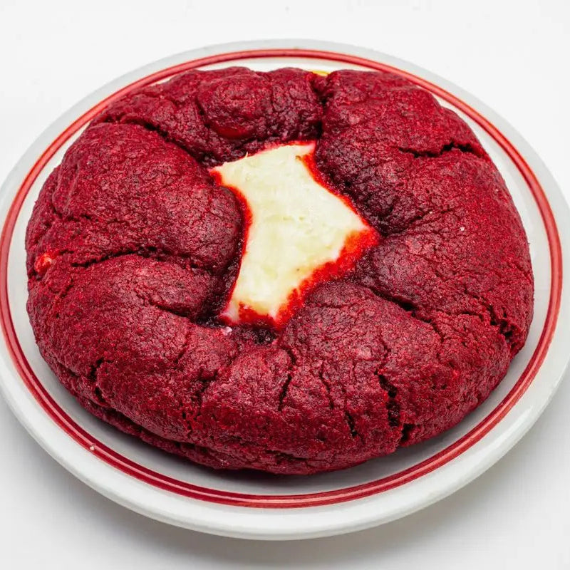 Red Velvet Cheesecake Cookie